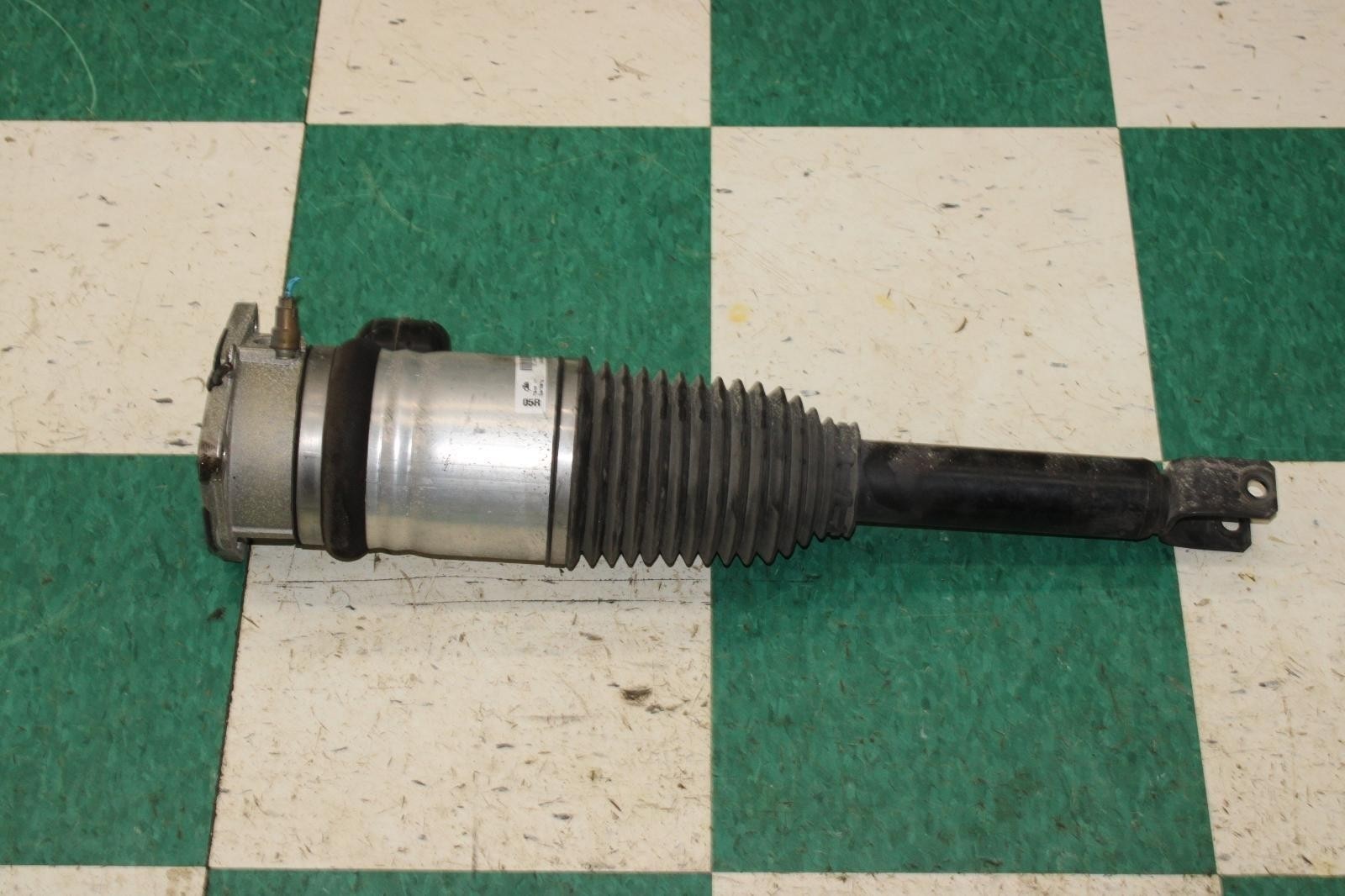 Bentley Flying Spur 2013-2018 Rear Right Air suspension strut