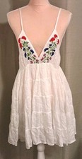 Nwot S White Embroidered Floral Boho Beachy Babydoll Cotton Minidress Y2k Empire