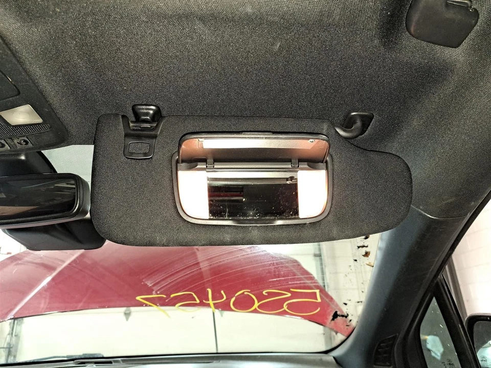 Parasol/parasol lateral pasajero Rh 2019 Fusion Sku#4175823 Foto 2 de 4