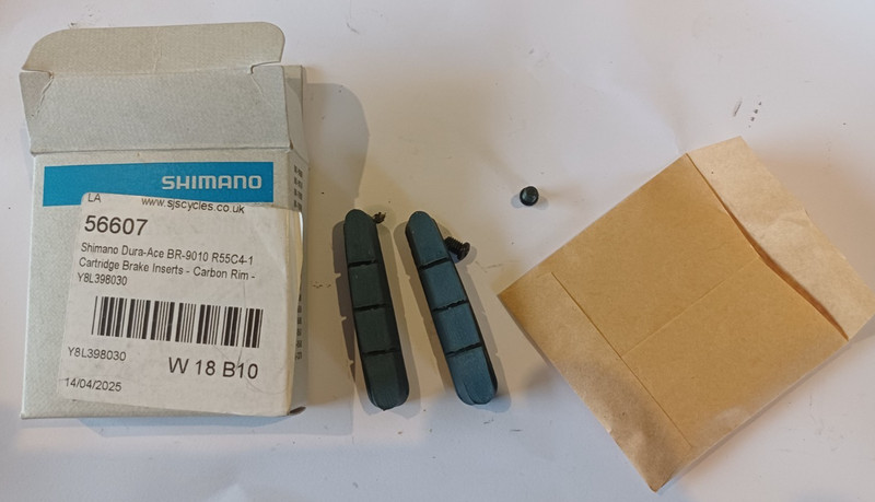 Shimano  Dura Ace / Ultegra /105 Brake Pads for Carbon Rims Brske Blocks R55C4-1