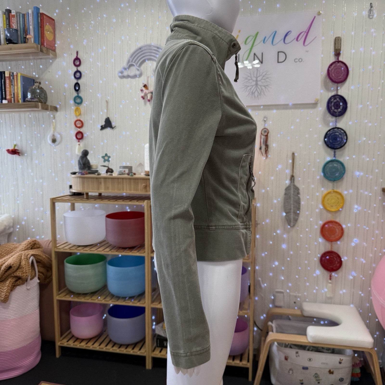 Marrakech Green Mock Neck Collared Lightweight Zi… - image 2