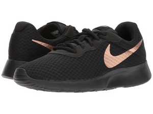 nike tanjun black and rose gold
