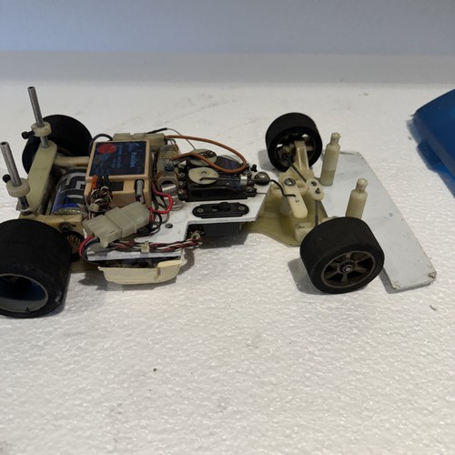 ORIGINAL VINTAGE ASSOCIATED RC12E ONROAD PAN CAR 1/12 SCALE - Picture 20 of 24