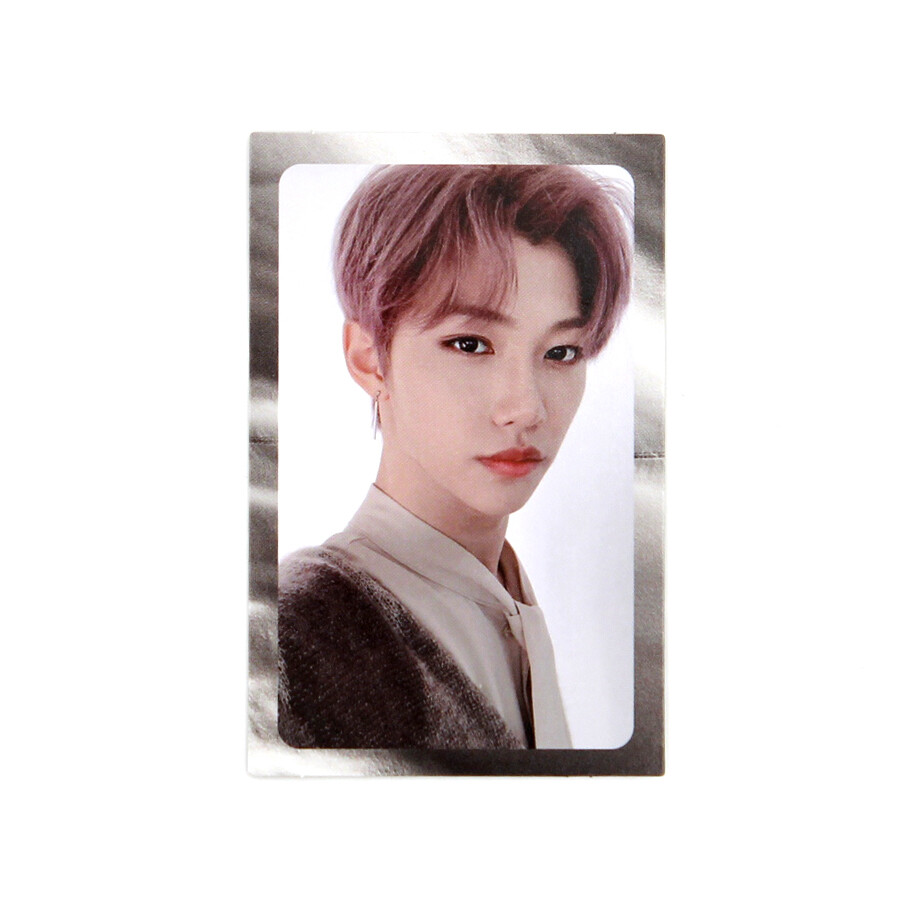 STRAY KIDS] Clé : LEVANTER Official Photocard / Grey Border