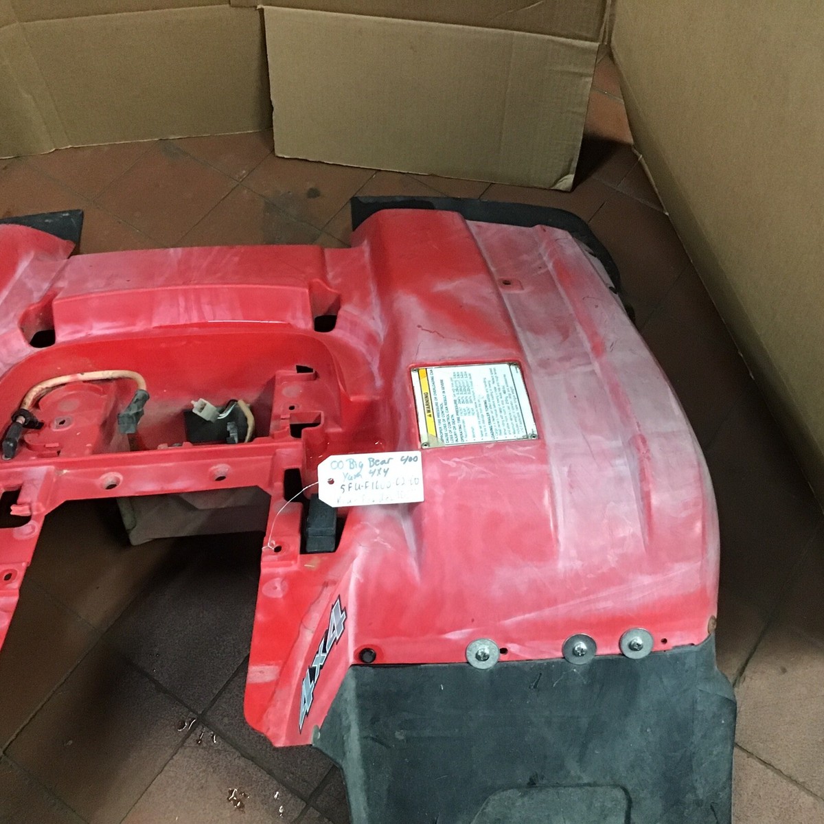 Fender Rear Red # 5FU-F1600-02-00 Yamaha 2000 Big Bear 400 Fender Rear Red # 5FU-F1600-02-00 Yamaha 2000 Big Bear 400