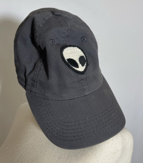 BRANDY MELVILLE Alien Embroidered Patch Gray Base… - image 3