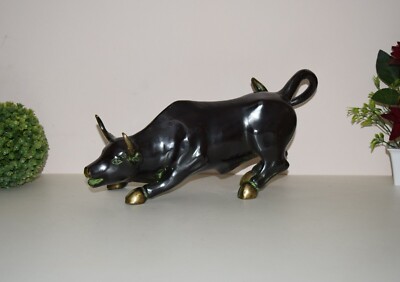 Aggressive Bull Statue Brass Animal Sculpture Showpiece Wall Street Cattle HK383