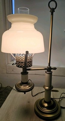 Rare Underwriters Laboratories Toleware Portable Modern Lamp.