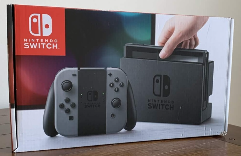 Nintendo Switch 1st Gen Console Original Box & Controllers | eBay