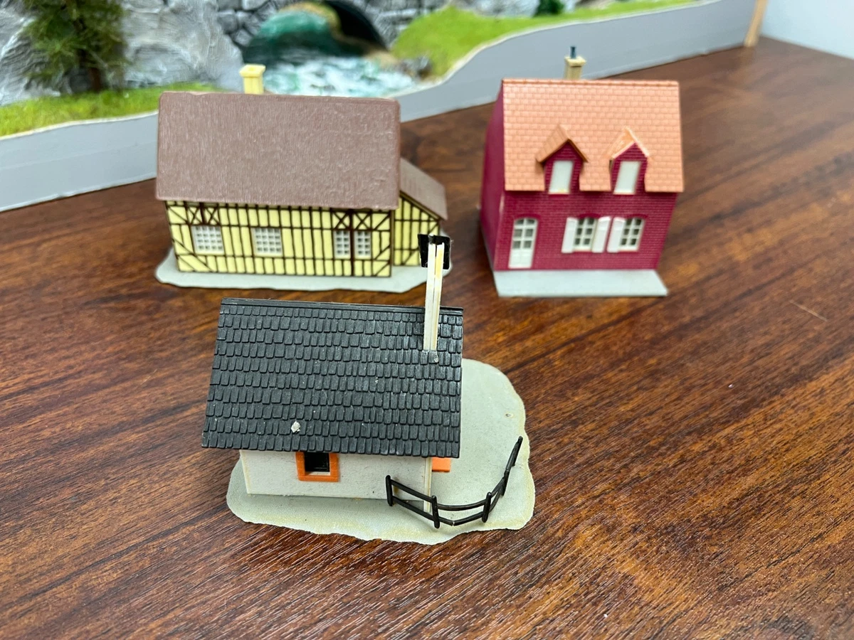 Maison Décor Pour Circuit Train Jouef HO Vintage - En Plastique, Pré-assemblée, Occasion
