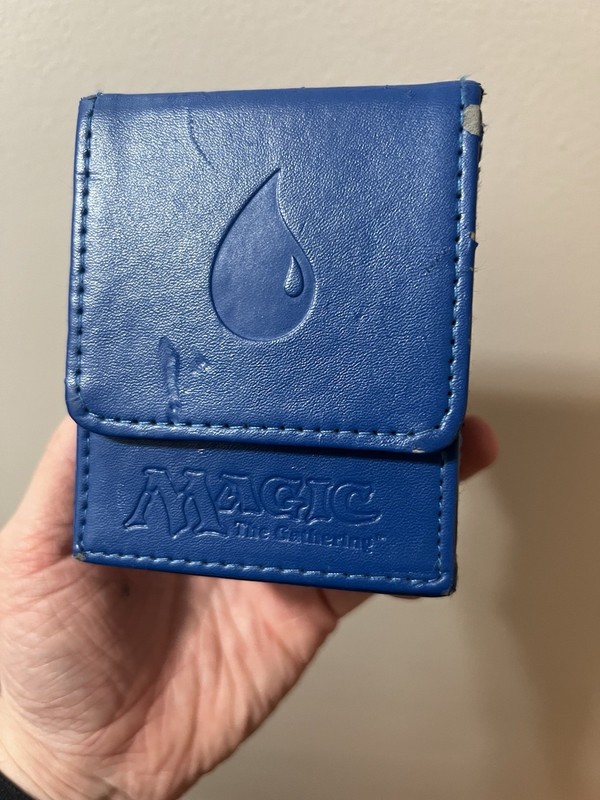 MTG Mana Flip Alcove Deck Box Blue Mana 3rd Generation Magnet Ultra Pro Magic