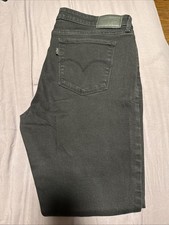 Women  s Black Levis 711 skinny jeans Size 31