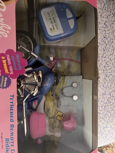 Barbie 1999 Ridin’ style RC motorcycle Blue vehicle