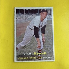 Topps 1957 Dixie Howell #221 Chicago White Sox Baseball Major League Card