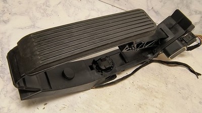 00-02 MERCEDES W220 W215 CL-CLASS GAS ACCELERATION PEDAL SENSOR 2203000004 OEM