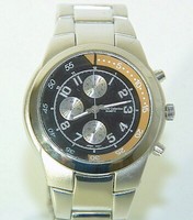 RöTting Design Herrenuhr Schwarzes Ziffernblatt Chrono-Look Design Neu