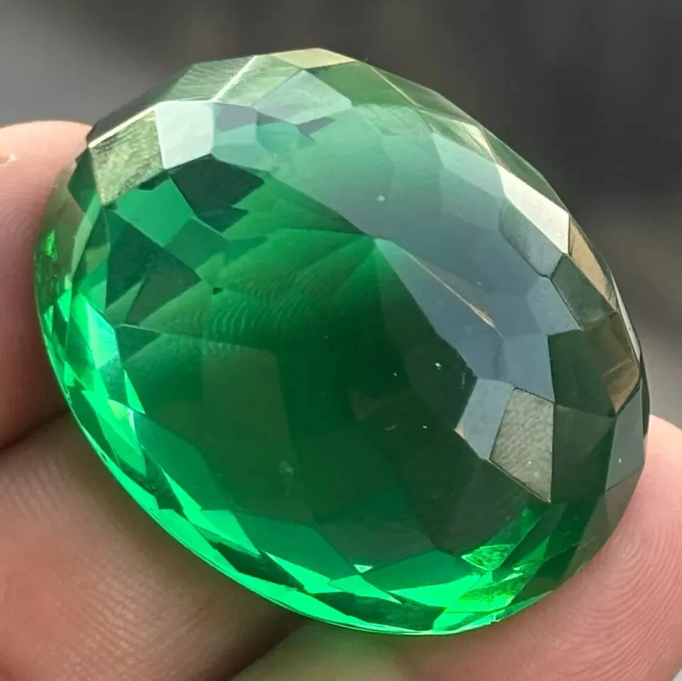 Flawless 74.65 Ct. Huge Green Emerald Oval Cut Loose Gemstone @Valentine Sale - Image 3 of 4