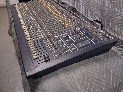 BEHRINGER 32chミキサー SX3282 EURODESK BEH-SX3282.JPG