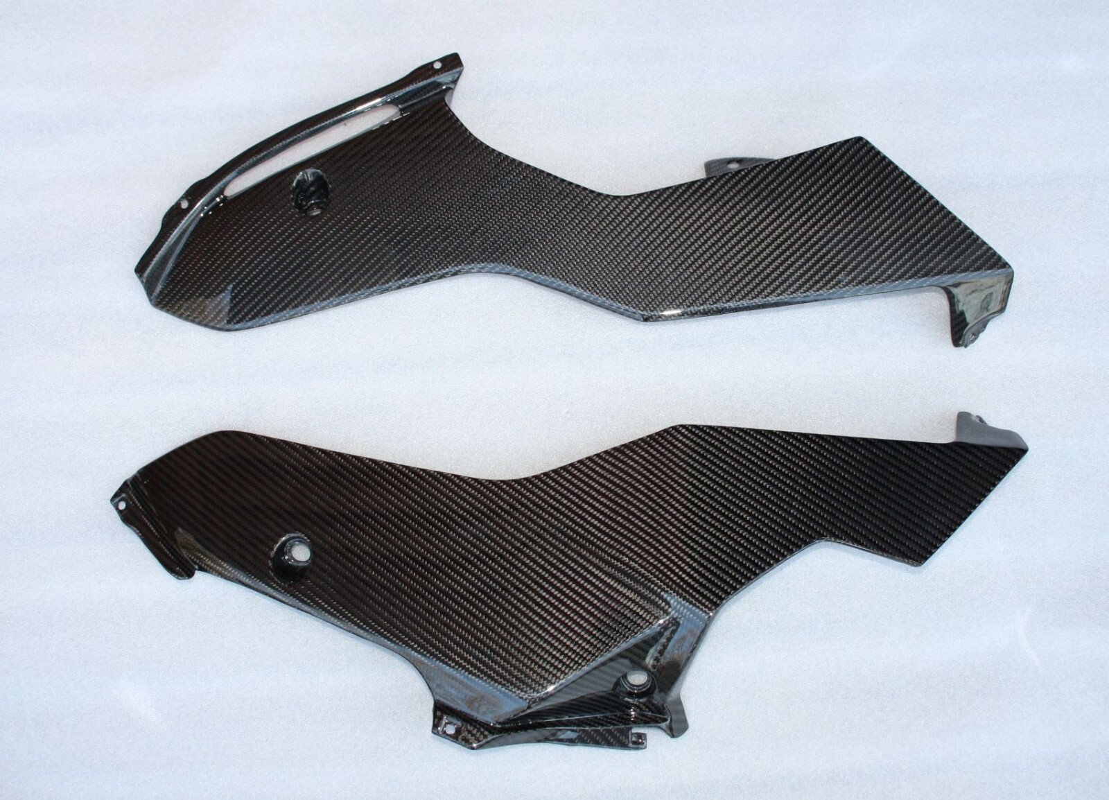 Sabot belly pan Yamaha R6 2017-2023 carénage moteur inférieur 100% carbone