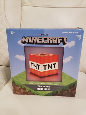 Robe Factory LLC Minecraft TNT Block 6 Inch USB LED Cool Night Light Cube Toy
