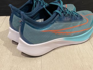 nike zoom fly 3 prm hkne