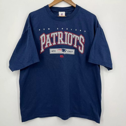 NFL T-Shirt Men's Size XL Blue New England Patriots Football Short Sleeve Cotton