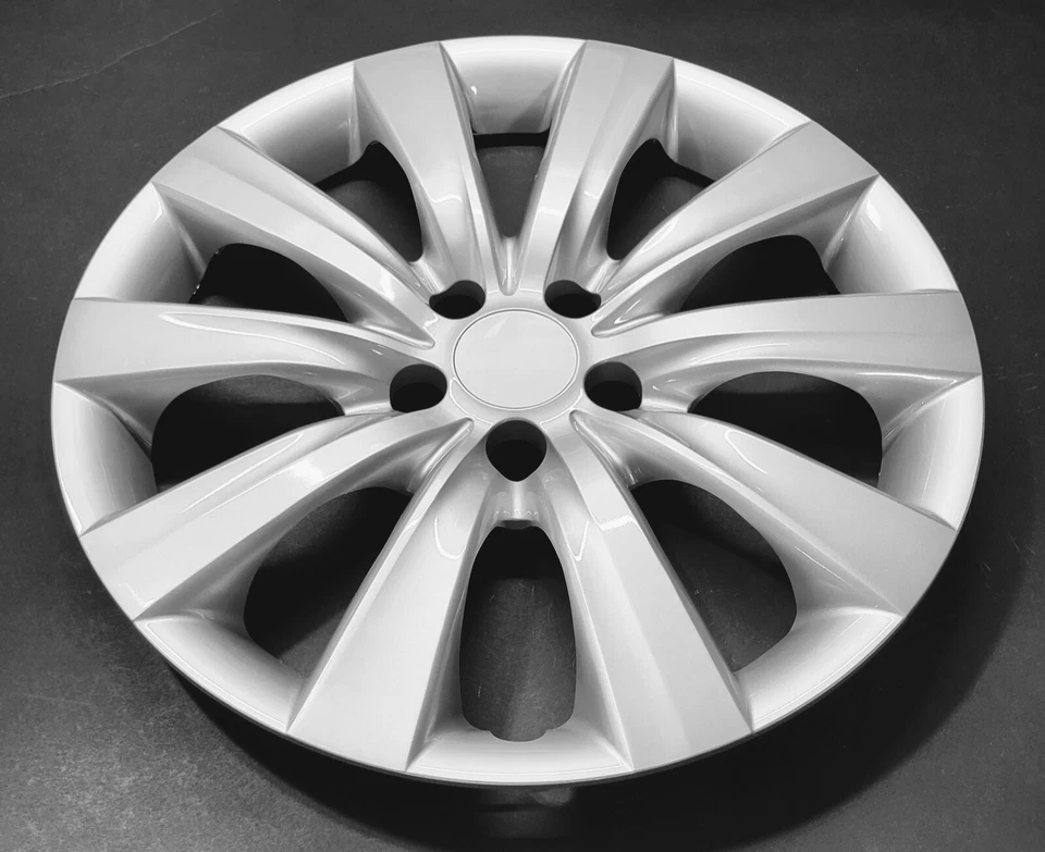 One Wheel Cover Hubcap Fits 2011-2013 Toyota Corolla 16" Silver Snap-On 508-16S - Imagem 2 de 4