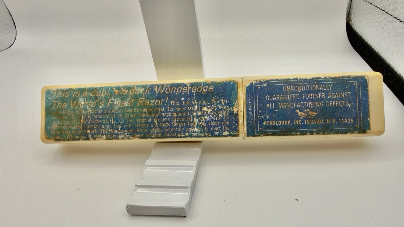Vintage Dubl Duck Pearlduck 9/16 Round Point Wonderedge Straight Razor