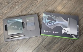Xbox one x taco bell edition, CIB, new in box, complete set, READ DESCRIPTION