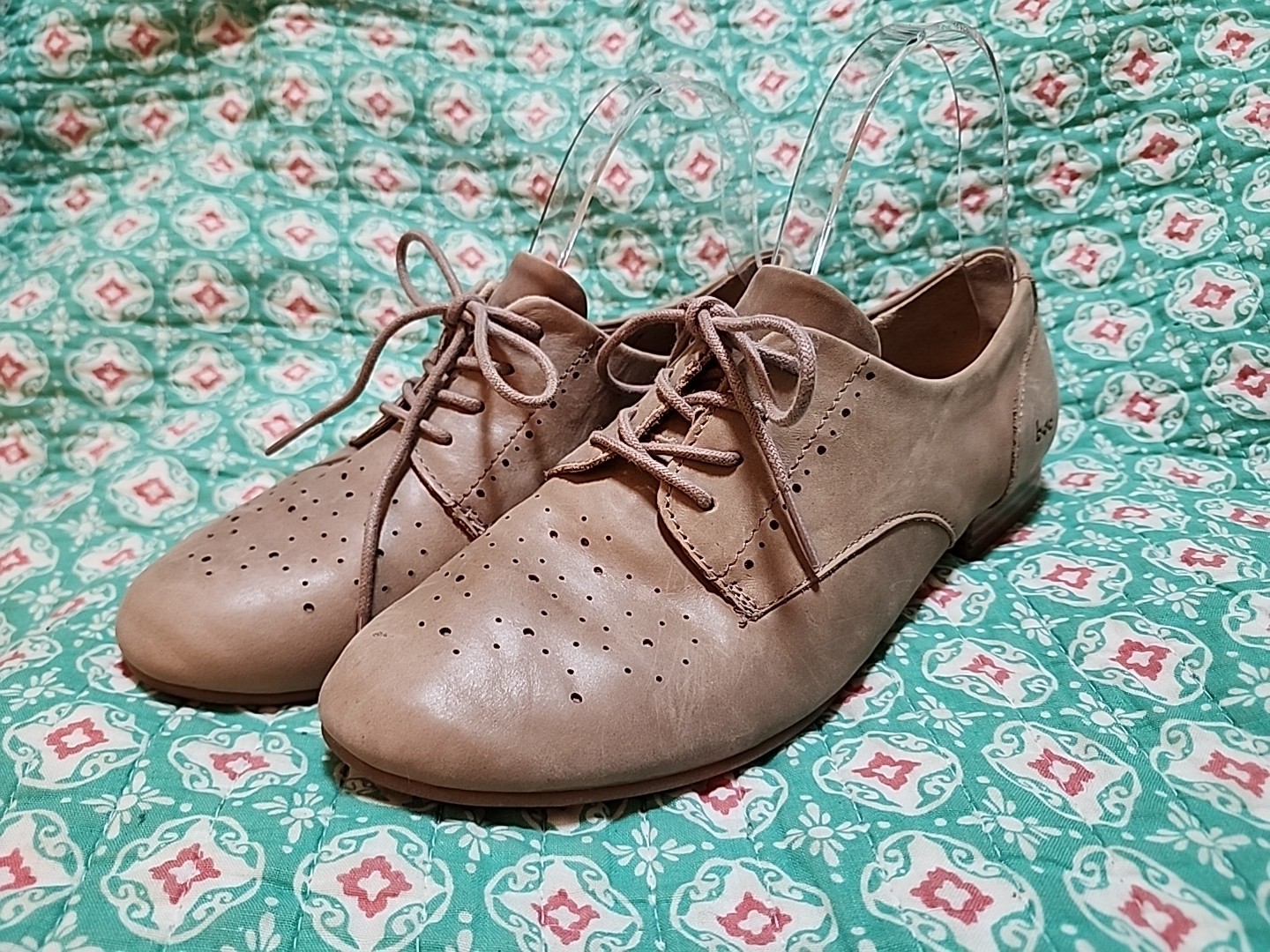 b.o.c. by Born Women's Tan Leather Oxford Shoes Size 8M