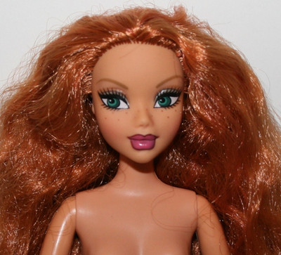 Mattel My Scene Barbie Doll MIAMI GETAWAY KENZIE Red Hair Green Eyes