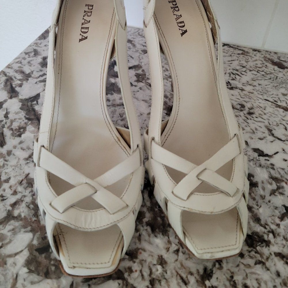 Prada Leather  Strap Sandals  size 41