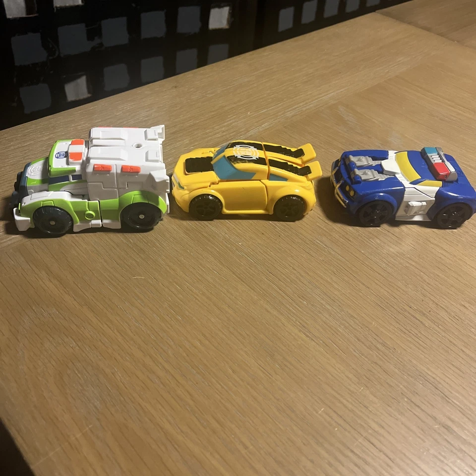 Lot Playskool Heroes Transformers Rescue Bots Bumblebee Chase Medix - Image 2 of 4