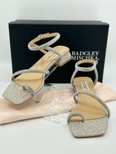 BADGLEY MISCHKA NIB Dakotah LTHR Sandals Size 6 Silver Women Heels Flats Crystal