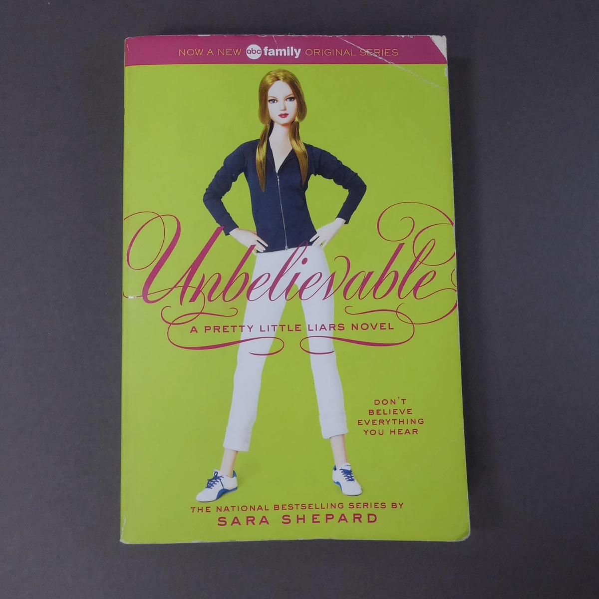 Pretty Little Liars Novel Sara Shepard 8 Book Lot YA Mystery