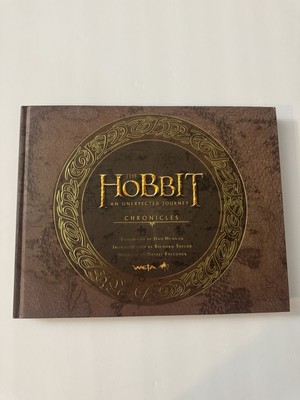 The Hobbit Chronicles Art And Design + The Desolation of Smaug 2 Books HC