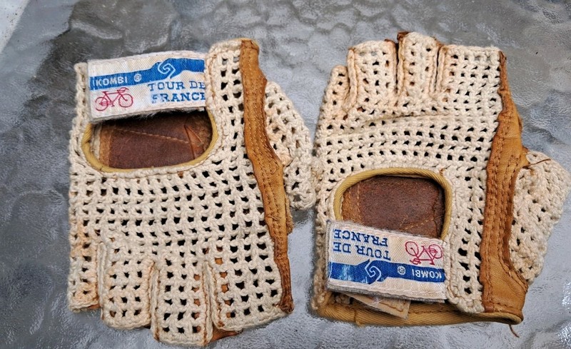 Vintage 80’s KOMBI Tour De France Crochet Leather Bicycle 1/2 Gloves Sz XS Soft