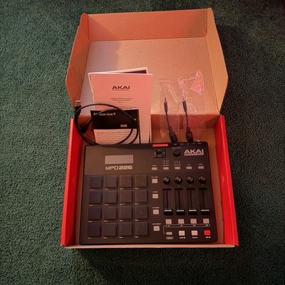 Akai Professional MPD226 Midi Pad Controller 16 MPC Pads, USB Midi Connect