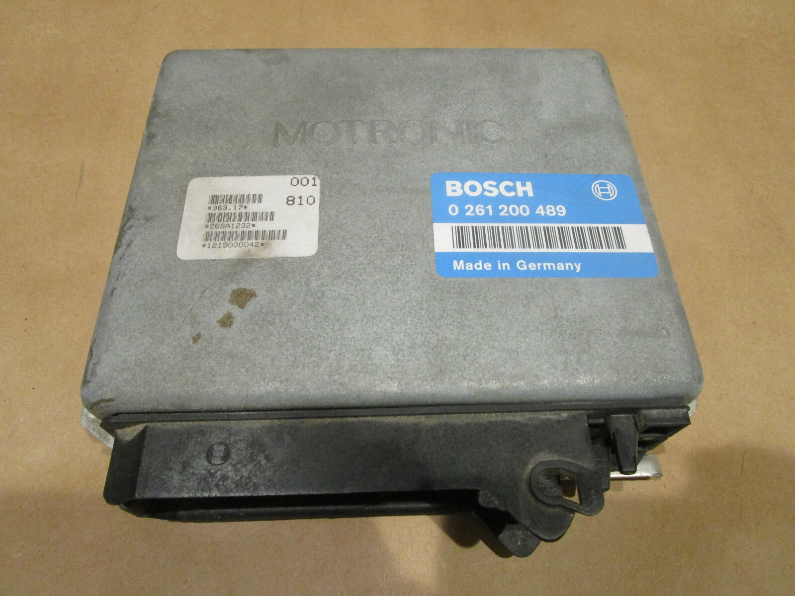 Ferrari 348 2.7 - Ignition Control Unit ECU  P/N 156536