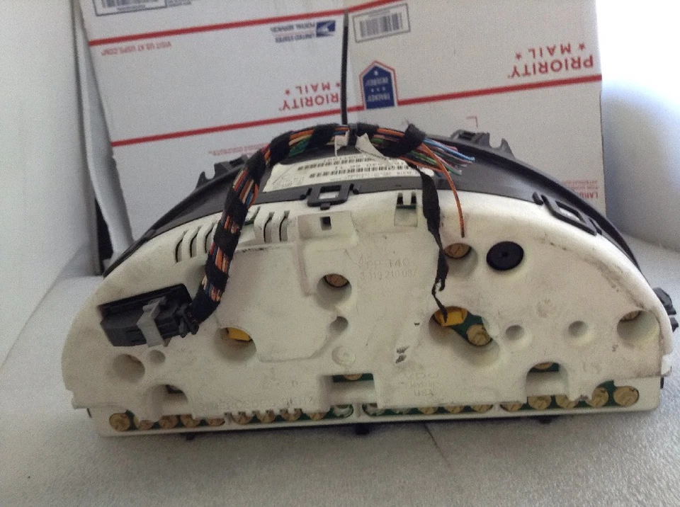 Mercedes Benz ML320 ML350 2003 velocímetro cuadro odómetro instrumento 241 k 114 Foto 3 de 3