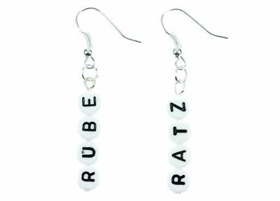 RATZ & RÜBE Ohrringe Miniblings Hänger Wörter Wort Buchstaben Weiß - Bild 1 von 3