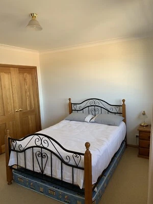 Blair Athol Campbelltown Area Large Sized Room For Rent 220