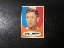 1961  TOPPS #134  MICKEY VERNON  SENATORS  VG/EX