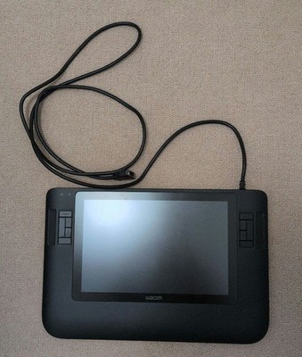 Wacom Cintiq 12WX Grafiktablett Zeichnen mit Stift und Kabeln Schwarz Getestet
