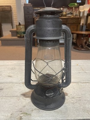 Vintage Dietz No 20 Junior Kerosene Lantern 