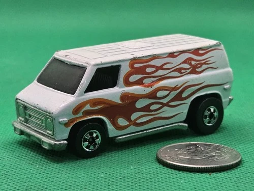 Vintage 1981 Hot Wheels Super Van #7649 '70s Van White w Flames Blackwall