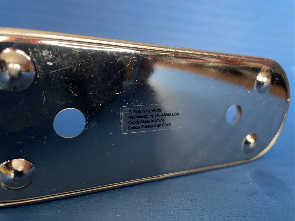 1 soporte para funda de metal plateado para jabón de manos de limpieza profunda Bath and Body Works Foto 3 de 4