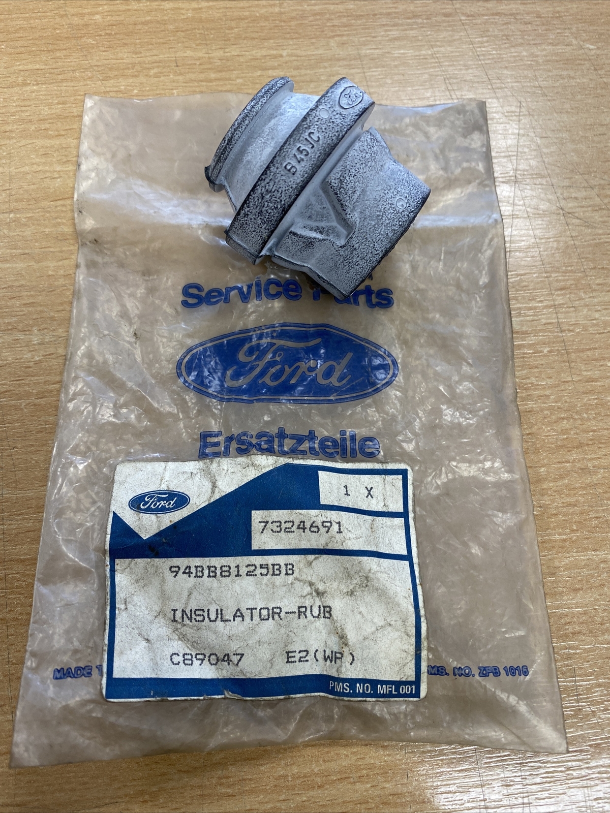 Genuine Ford Radiator & Fan Rubber Insulator 7324691 Pair for sale  