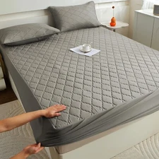 Super soft waterproof mattress cover, layered design, comfortable and durable