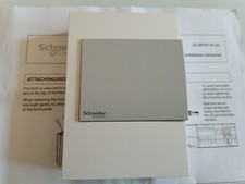 Schneider Sensor temp room STR500    004606000   TD-2016-22-1  2256758